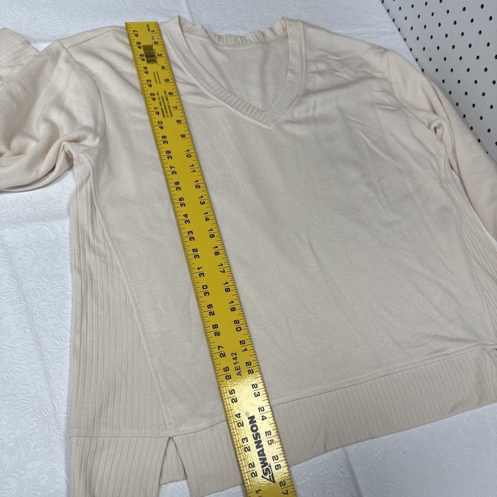 Women's XL Cream V Neck Long Sleeve Ribbed Detail Sweatshirt Pullover Top READ - Picture 9 of 10